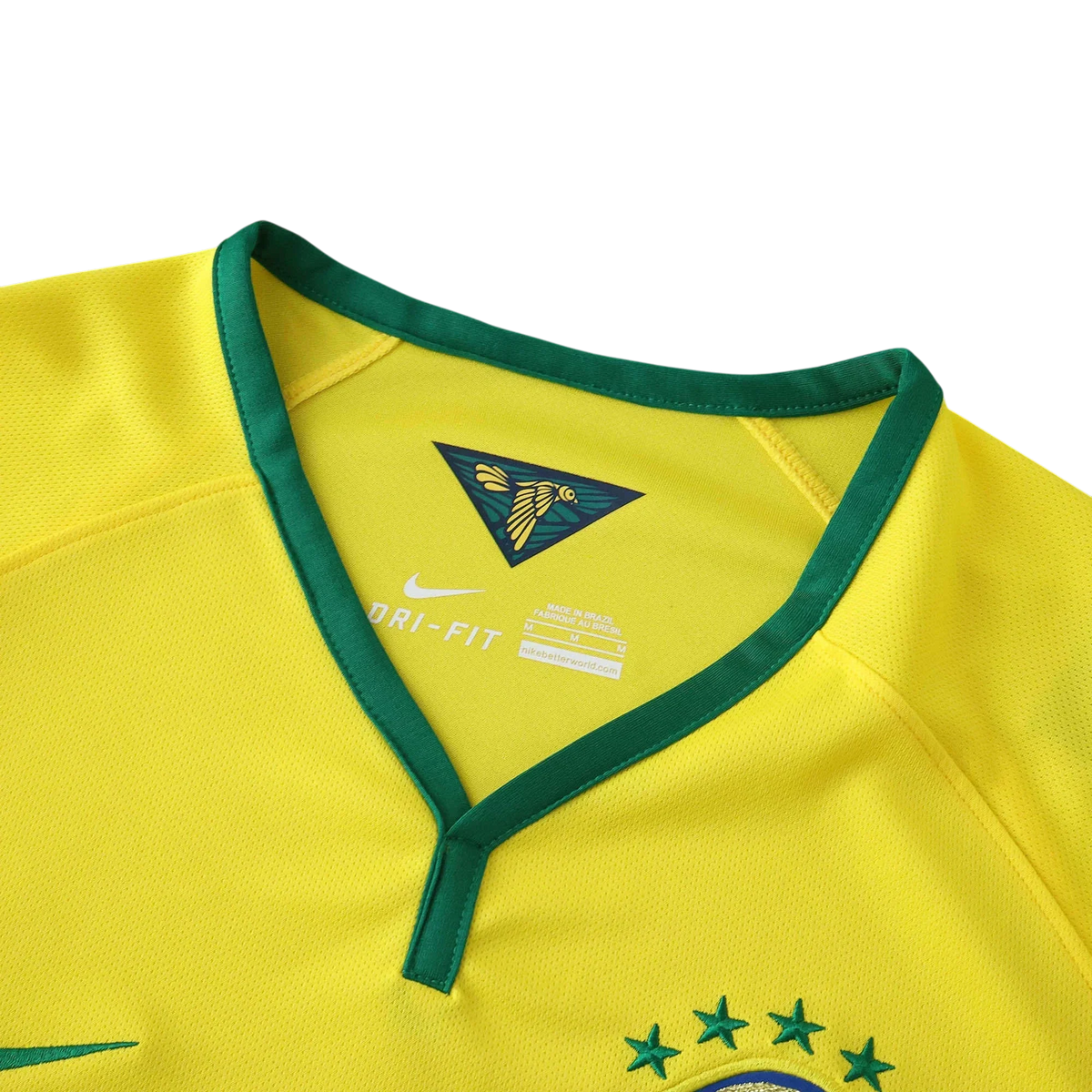 Camisa Brasil I 2014, detalhe do escudo