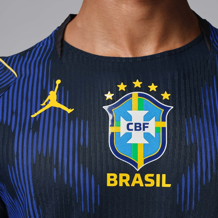 Camisa Seleção Brasileira Jogador 2026/27 II, detalhe do escudo