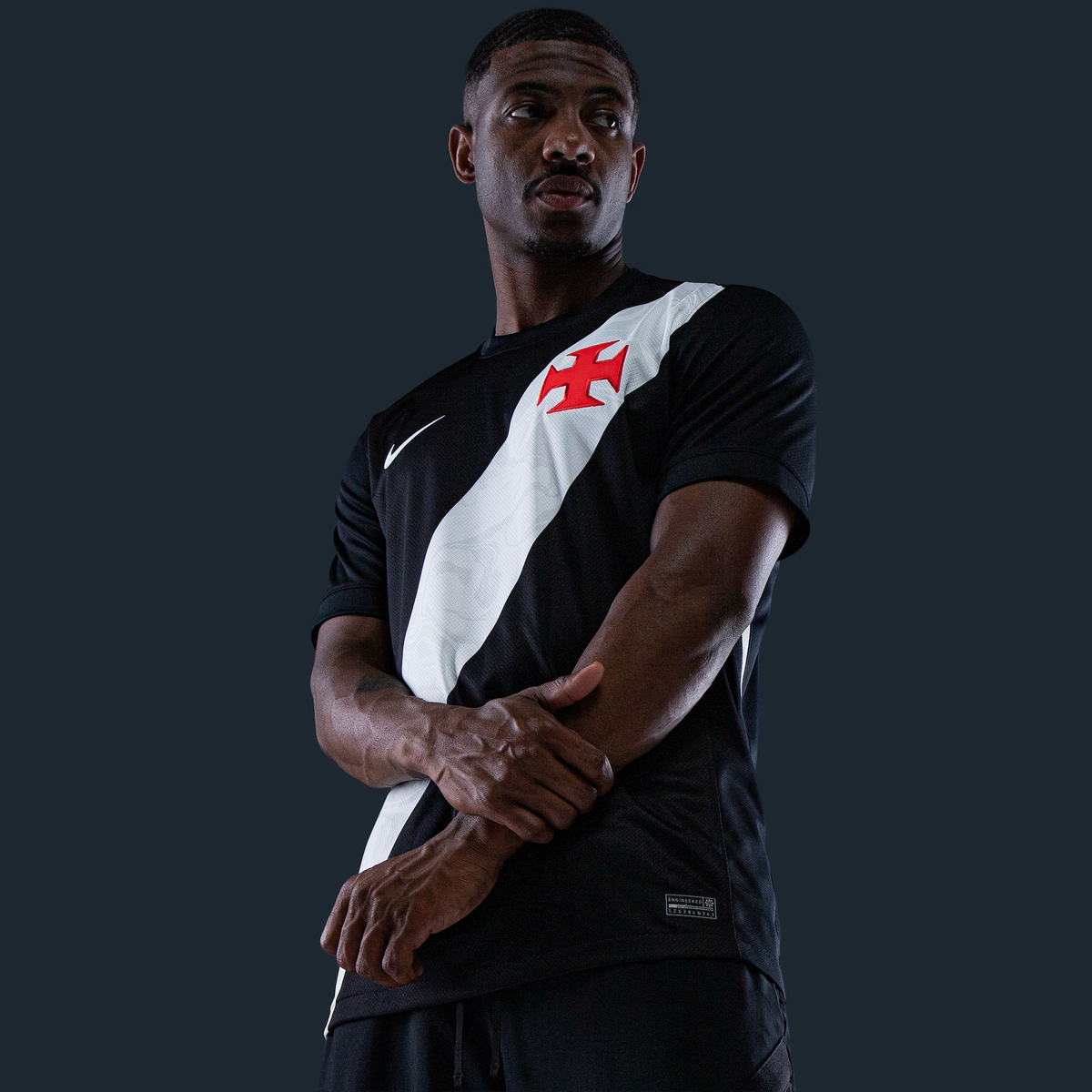 Camisa Nike Vasco 2026/27 I T. MENDES N° 23, vista de costas