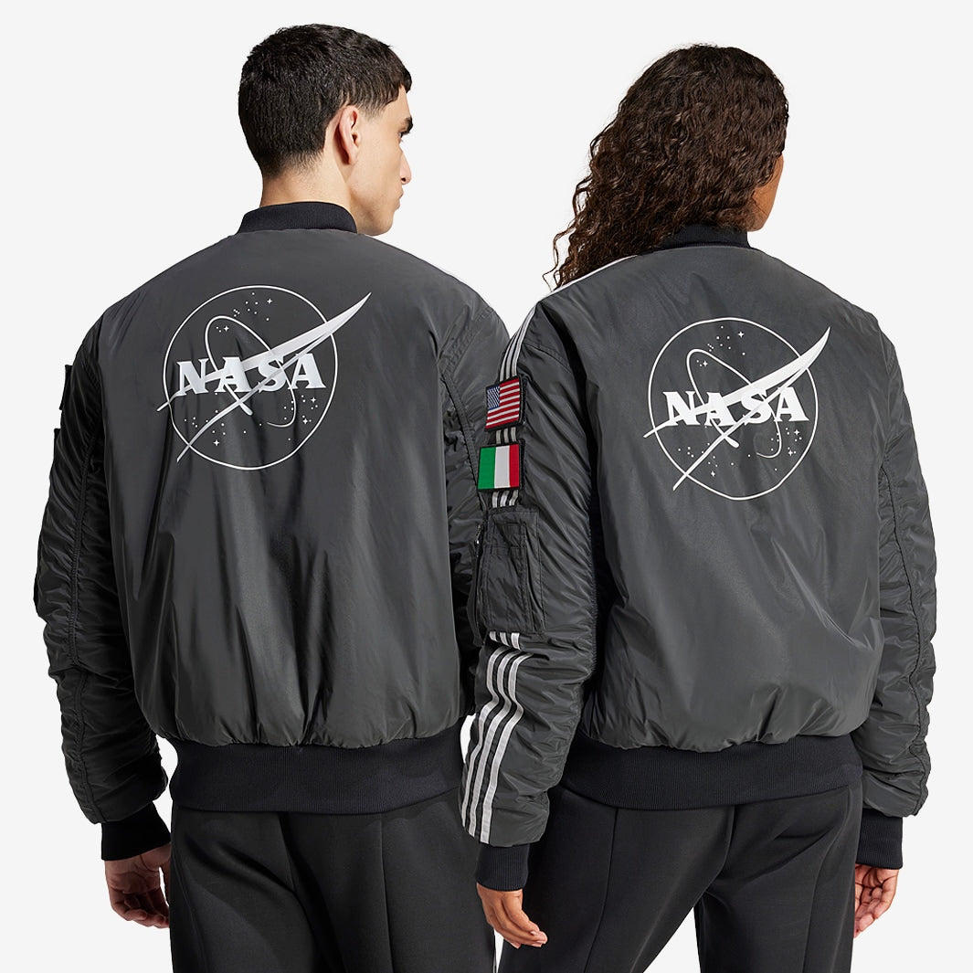 Jaqueta Adidas Juventus FC 2024/25 Nasa, vista de costas