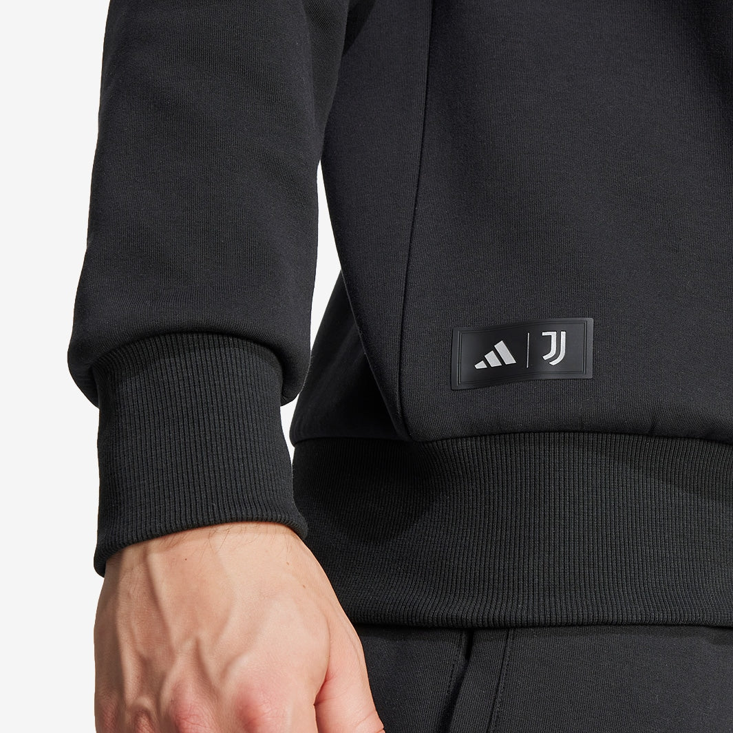 Moletom Adidas Juventus FC Nasa Seasonal, detalhe do escudo