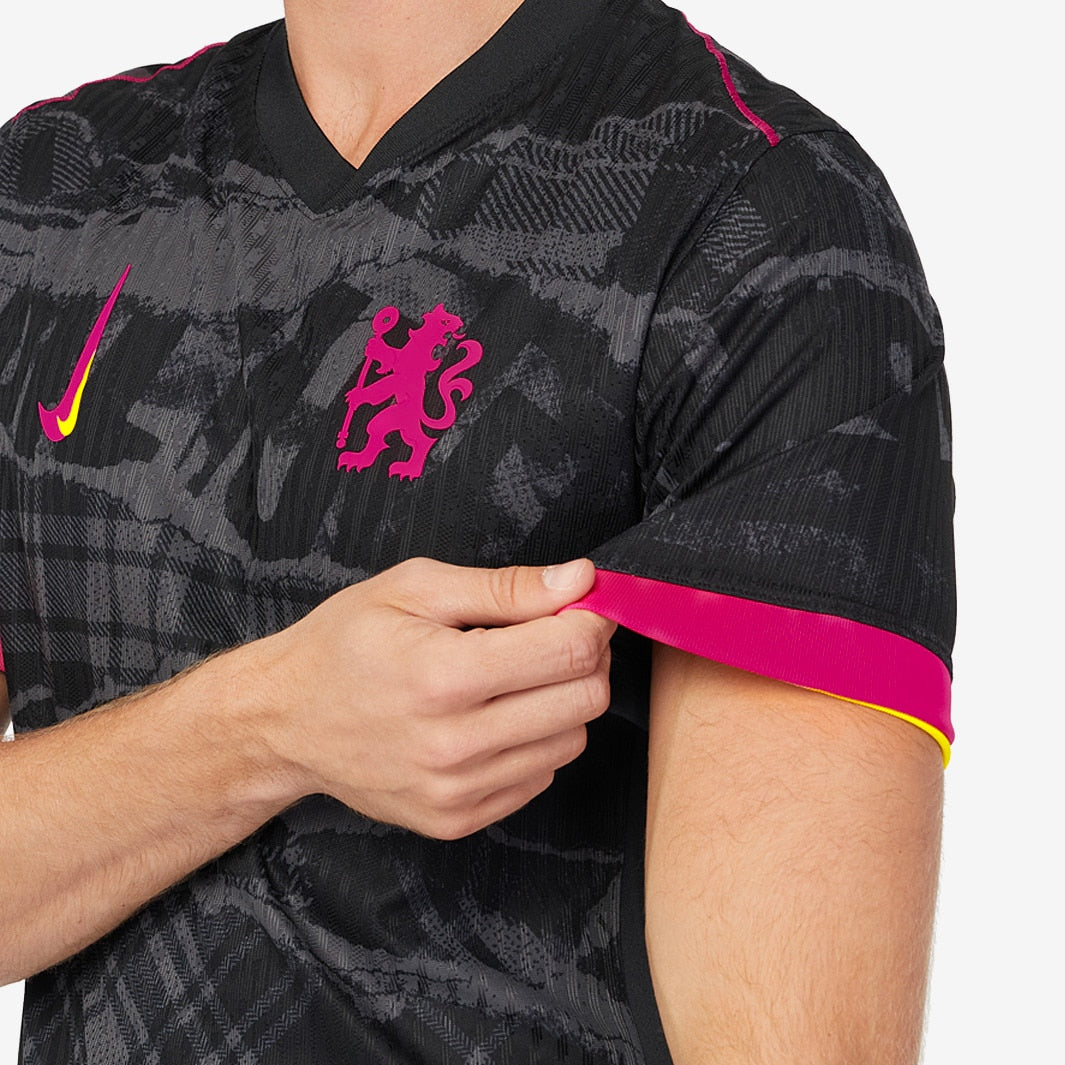 Camisa Nike Chelsea FC 2024/25 III Jogador, detalhe do escudo