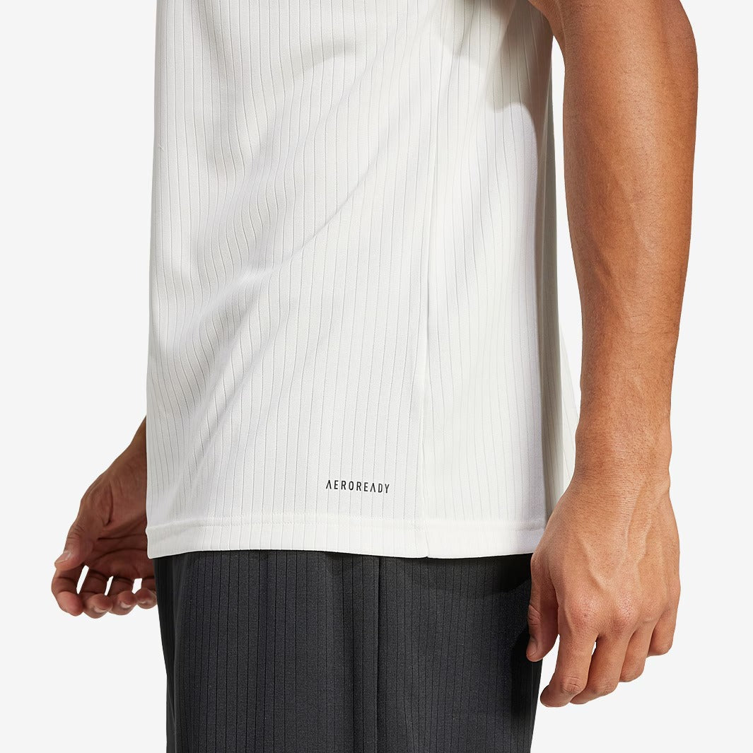 Camisa Adidas Originals Alemanha 2024 Edição Especial 125 Anos, detalhe da gola
