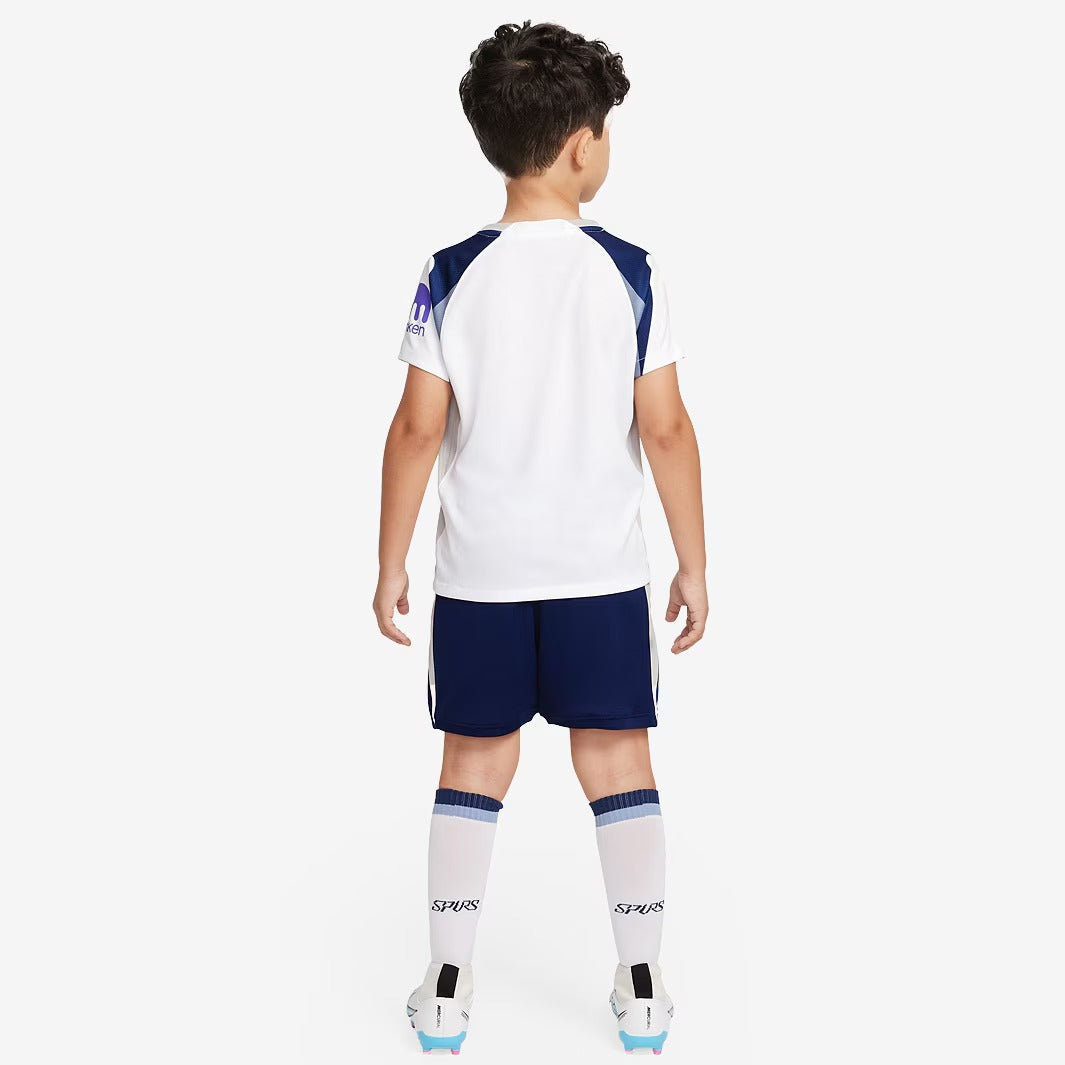 Conjunto Infantil Nike Tottenham 2025/26 Torcedor, detalhe do escudo
