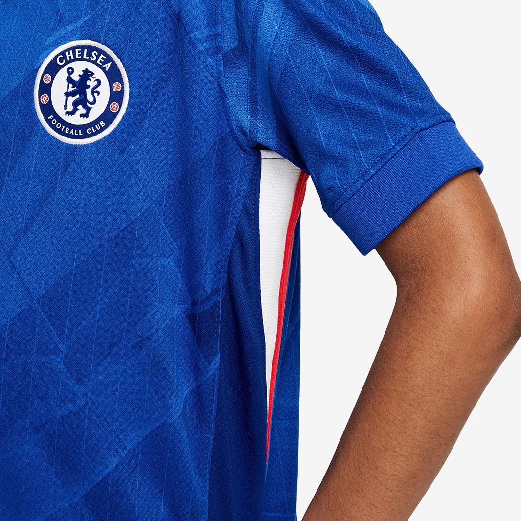 Conjunto Infantil Nike Chelsea 2025/26 Torcedor, detalhe da gola