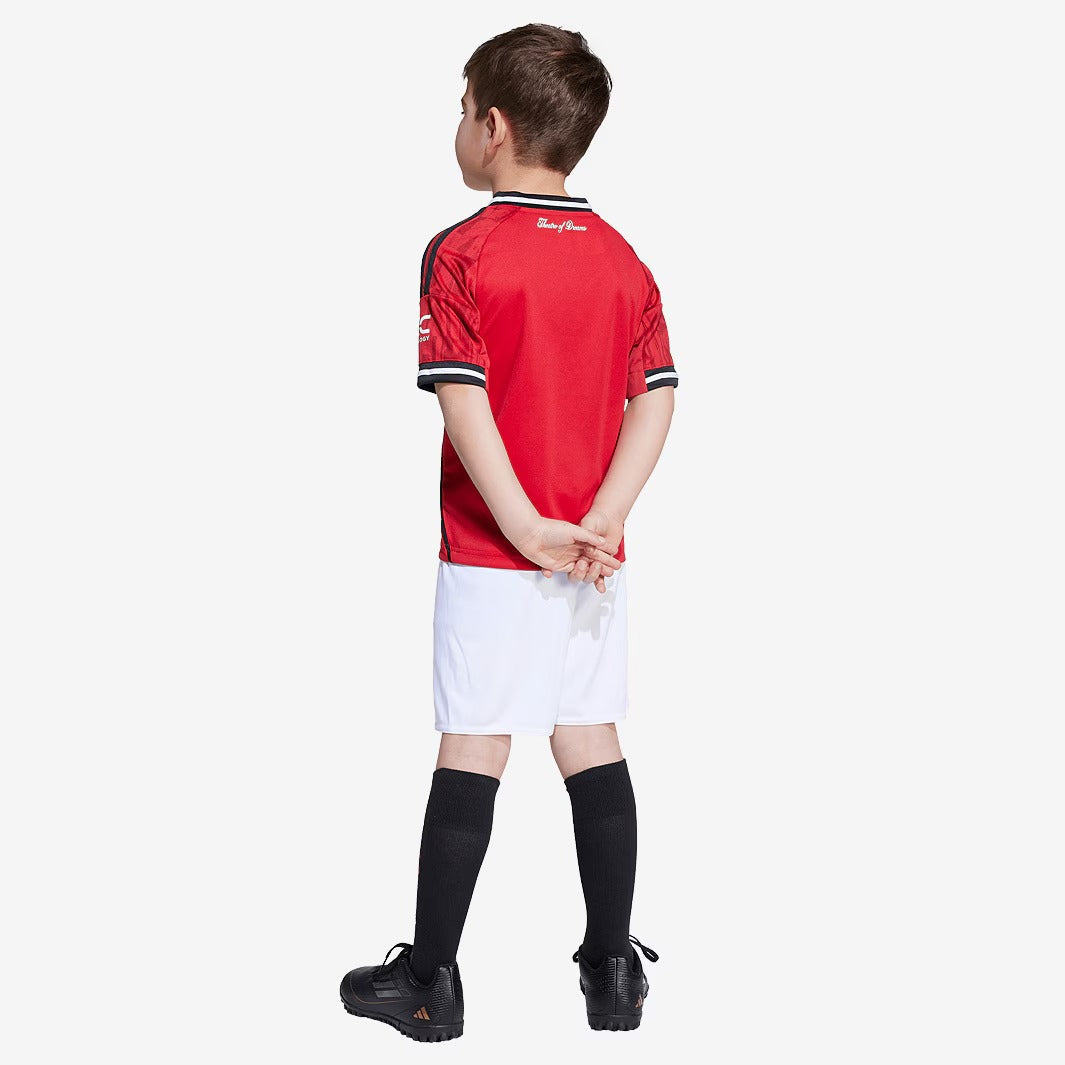 Conjunto Infantil Adidas Manchester United 2025/26 Torcedor, vista de costas