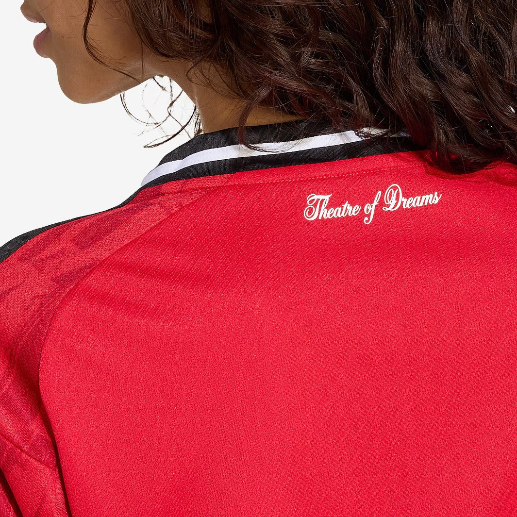 Camisa Feminina Adidas Manchester United 2025/26 I, detalhe da gola