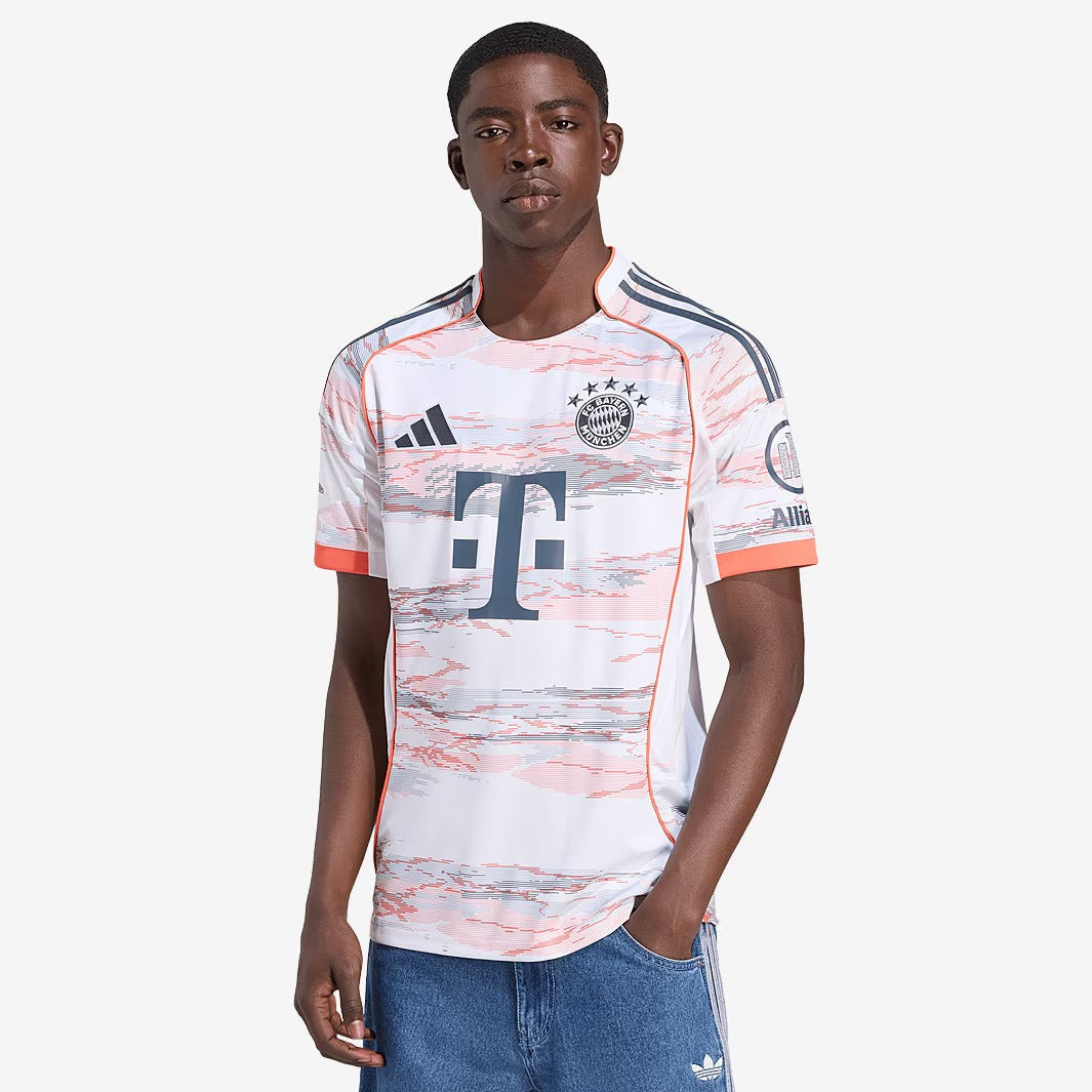 Camisa Adidas Bayern de Munique 2025/26 II Torcedor, vista de costas