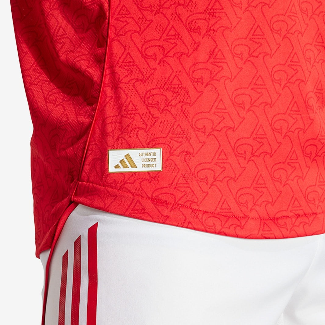 Camisa Adidas Arsenal 2025/26 I Authentic, detalhe do escudo