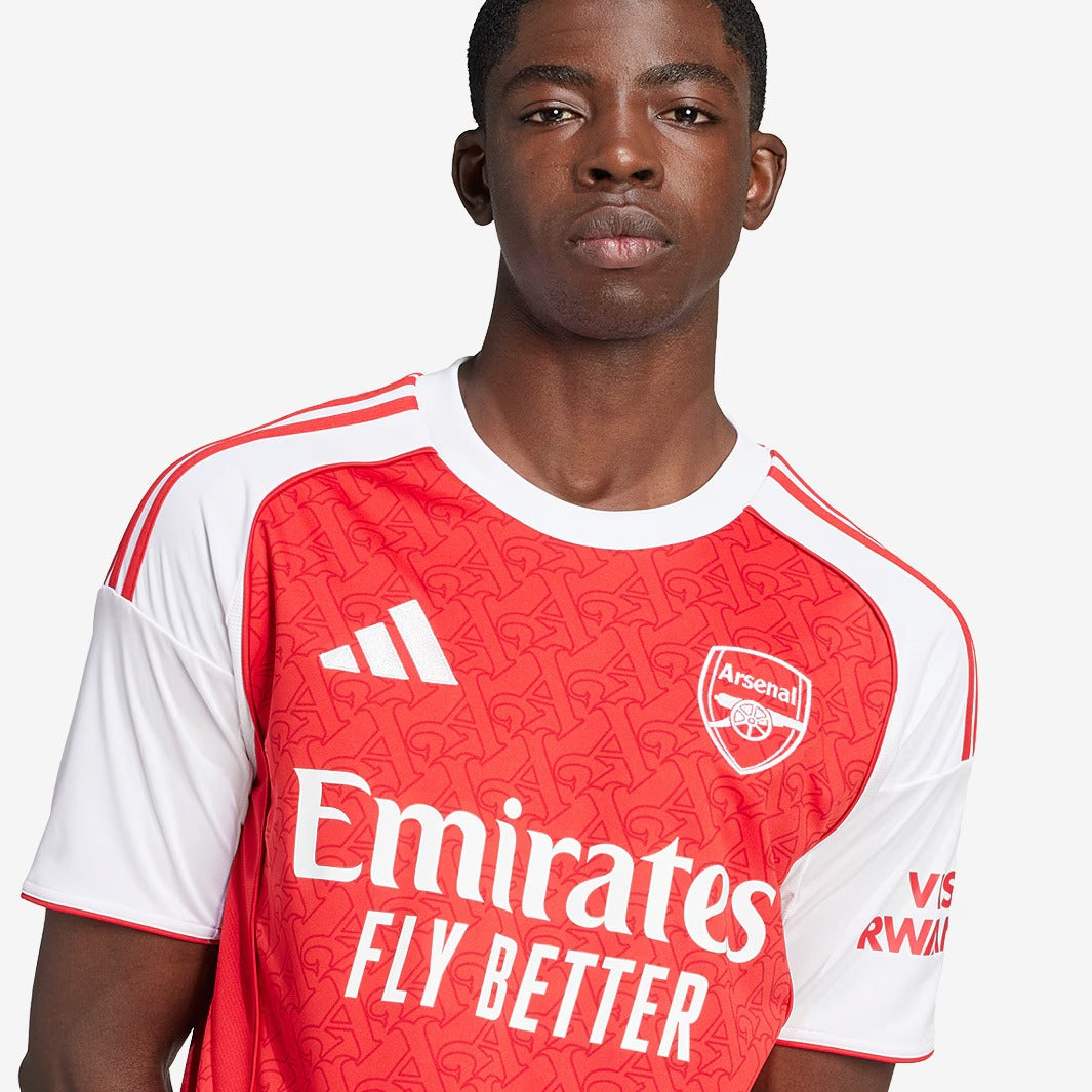 Camisa Adidas Arsenal 2025/26 I Torcedor, vista de frente