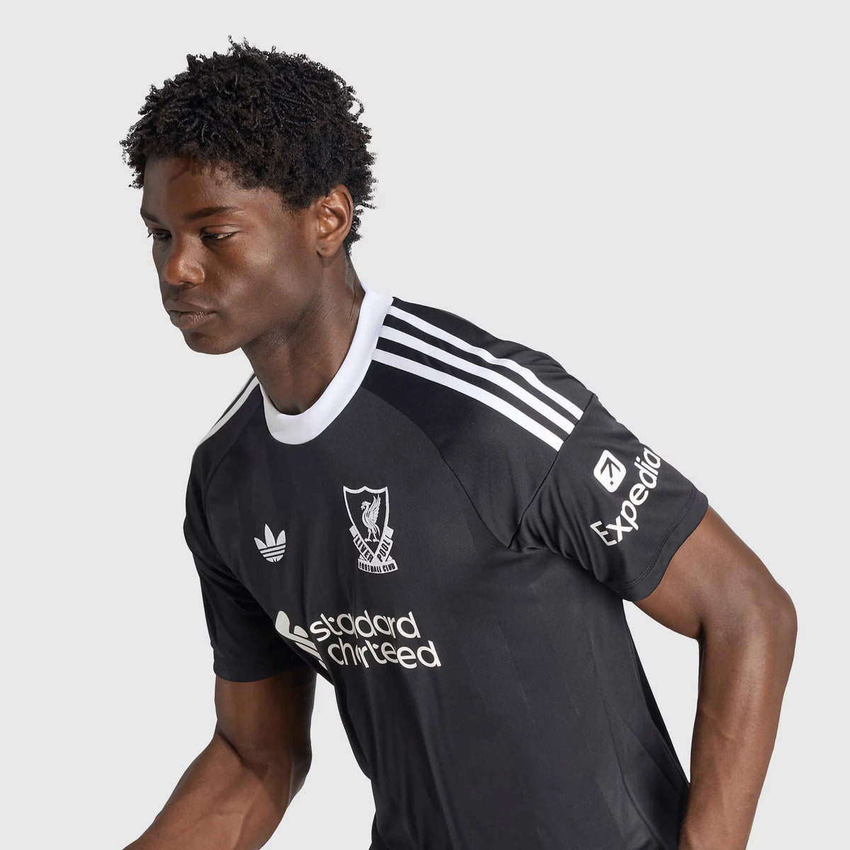 Camisa adidas Liverpool 2025/26 Goleiro na TSN Sports