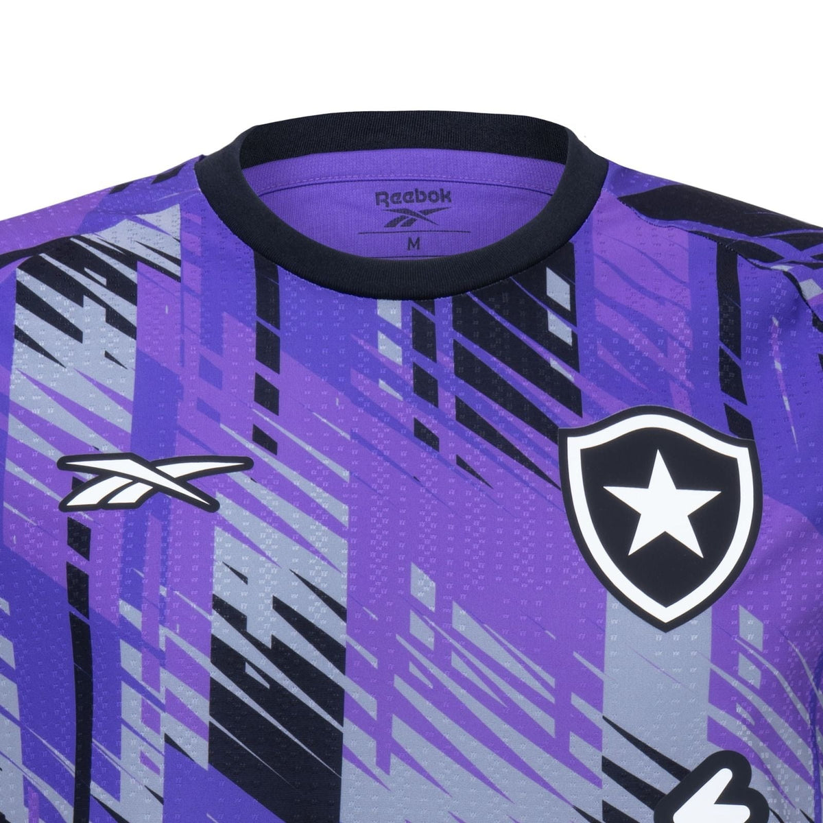 Camisa Rebook Botafogo Goleiro 2025/26 II, detalhe do escudo
