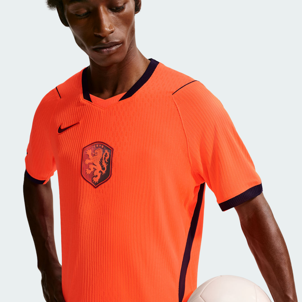 Camisa Holanda 2026/27 I Jogador, vista de frente