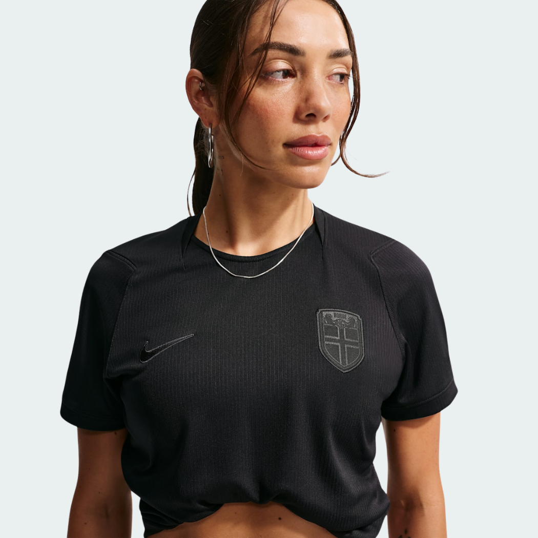 Camisa Feminina Noruega 2026/27 II, vista de costas