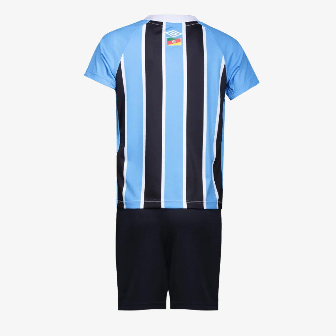 Conjunto Infantil Umbro Grêmio 2025/26 I, vista de frente