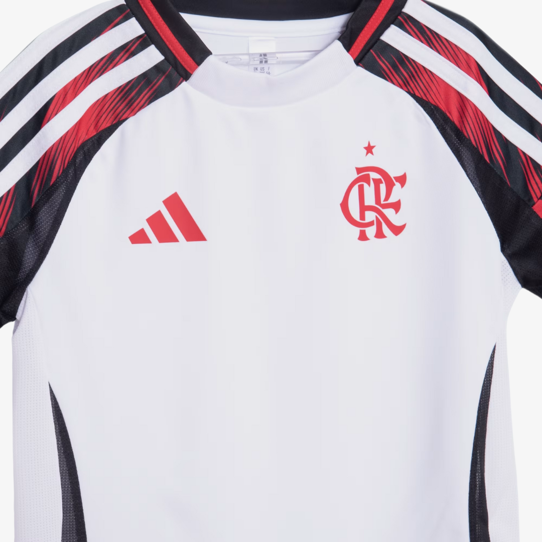 Conjunto Infantil Adidas Flamengo 2025/26 II, vista de costas