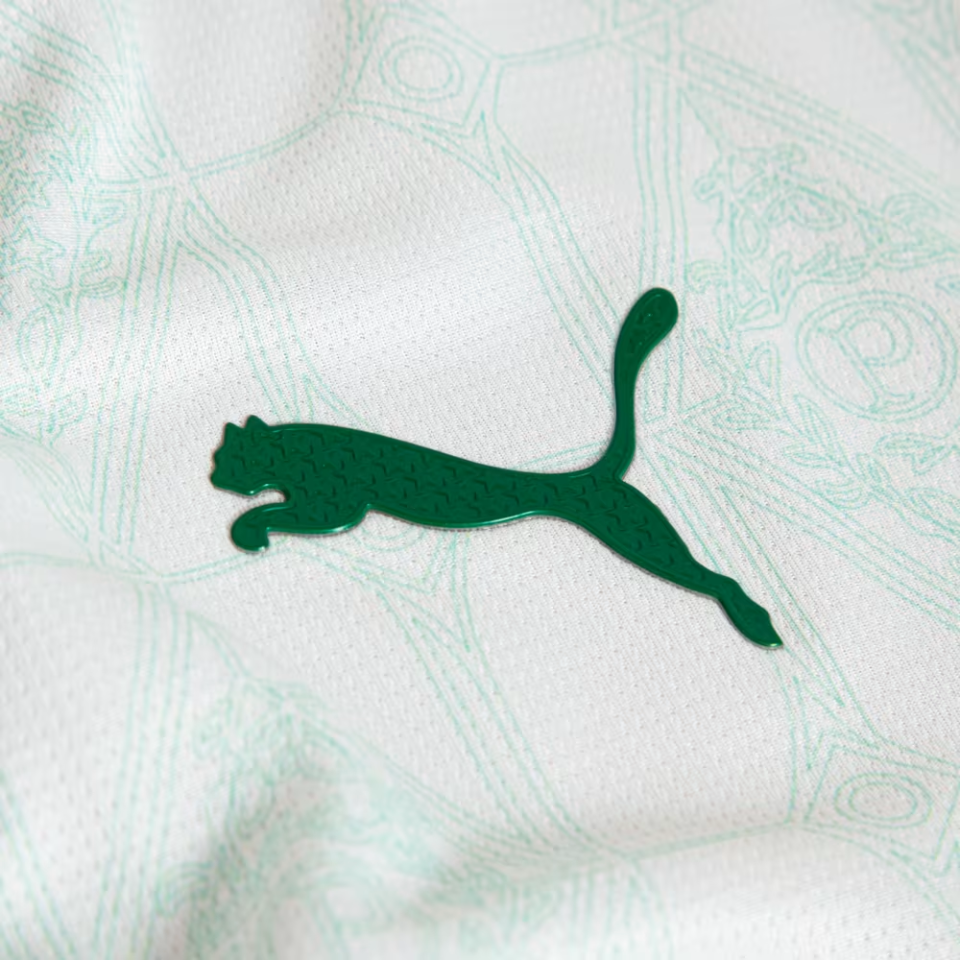 Camisa Puma Palmeiras 2025/26 II Jogador, detalhe do escudo