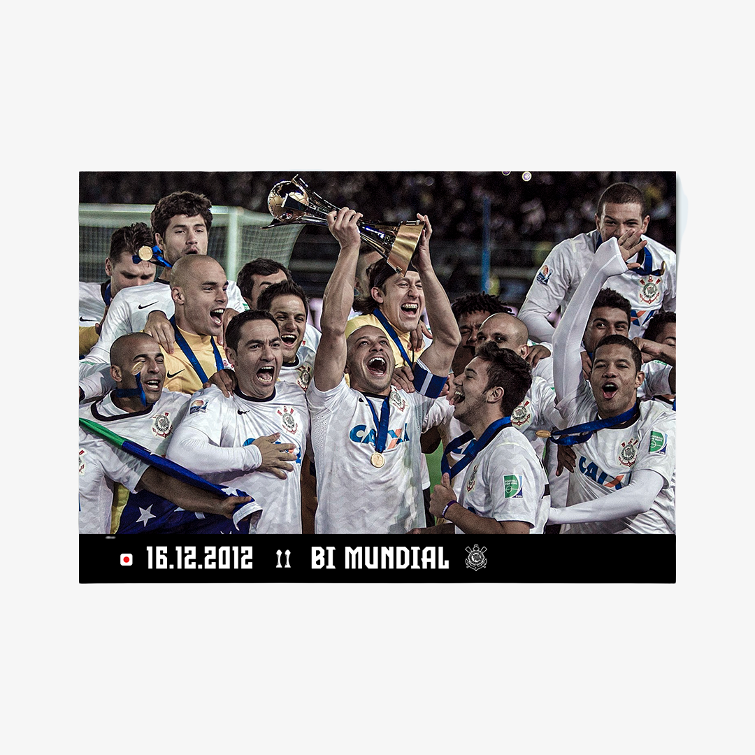Kit Posters Corinthians - "O Dia que a Loucura Virou Mundial" + 4 Adesivos Exclusivos na TSN Sports