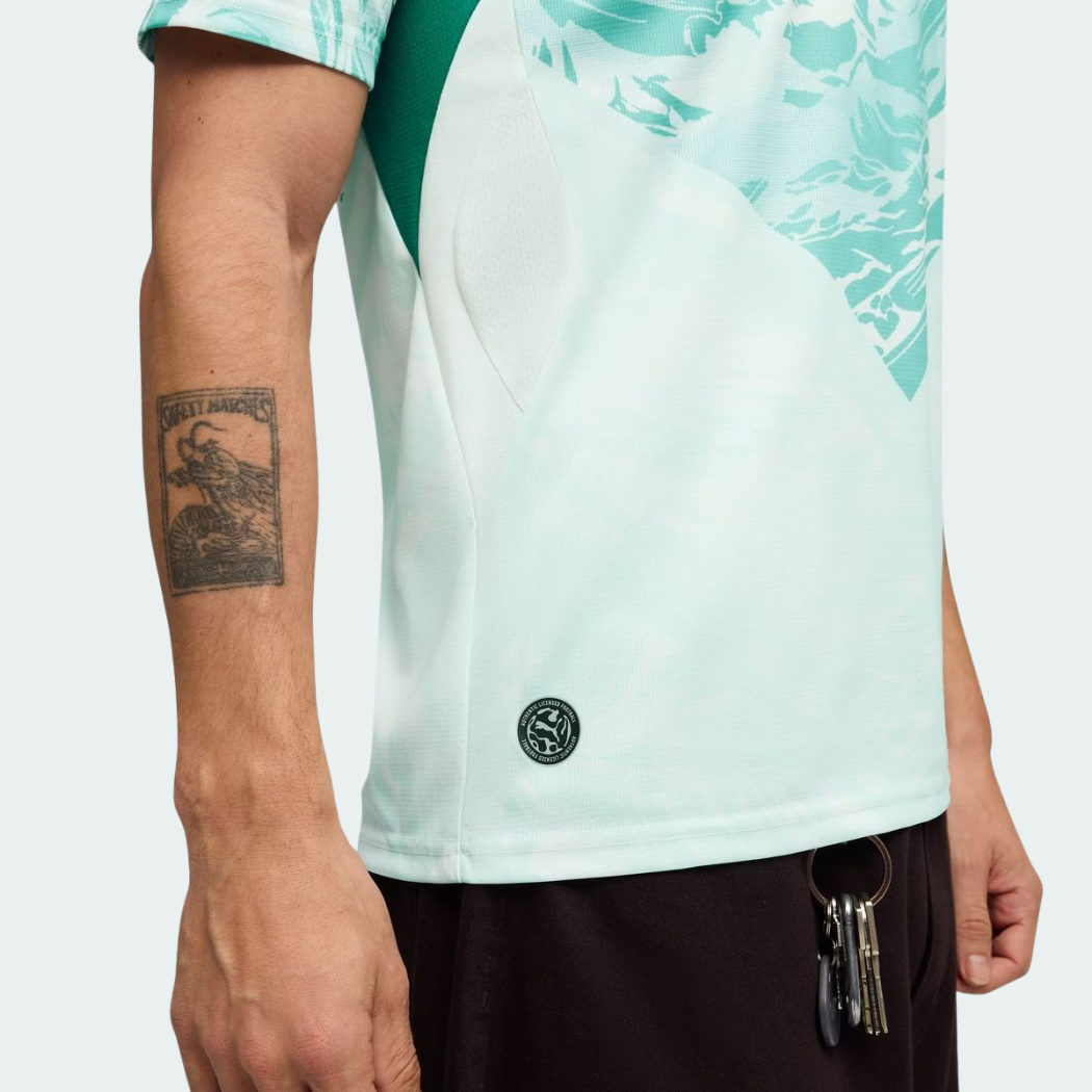 Camisa Portugal 2026/27 II, detalhe da gola