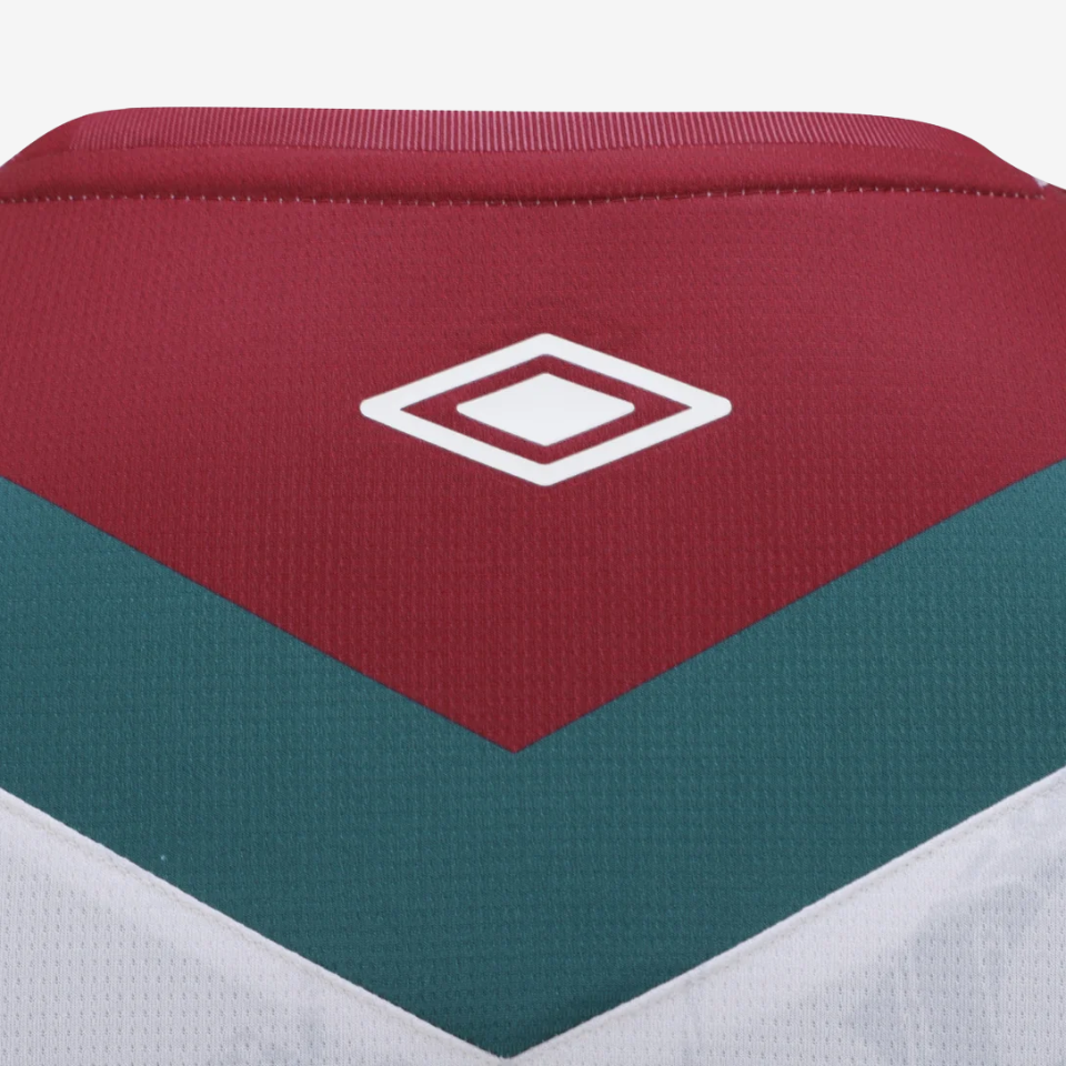 Camisa Umbro Fluminense 2024/25 III, detalhe da manga