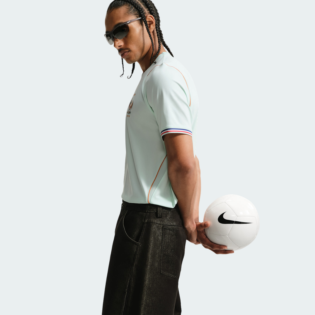 Camisa França 2026/27 II, vista de costas
