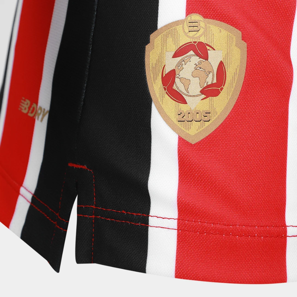 Camisa Feminina New Balance São Paulo 2025/26 II, detalhe da manga
