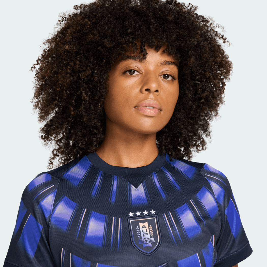 Camisa Feminina Uruguai 2026/27 II, vista de costas