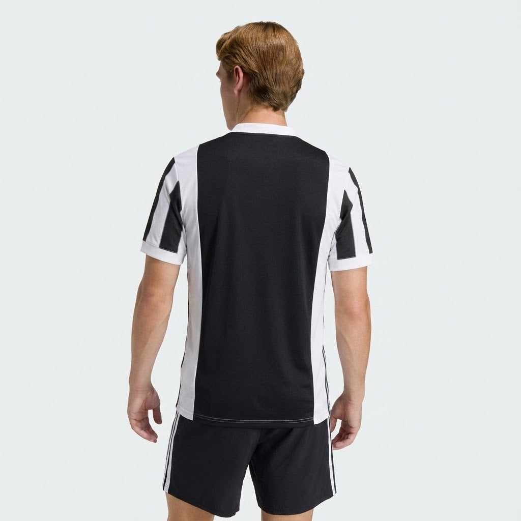 Camisa Retrô Juventus 2017/18 I, vista de frente