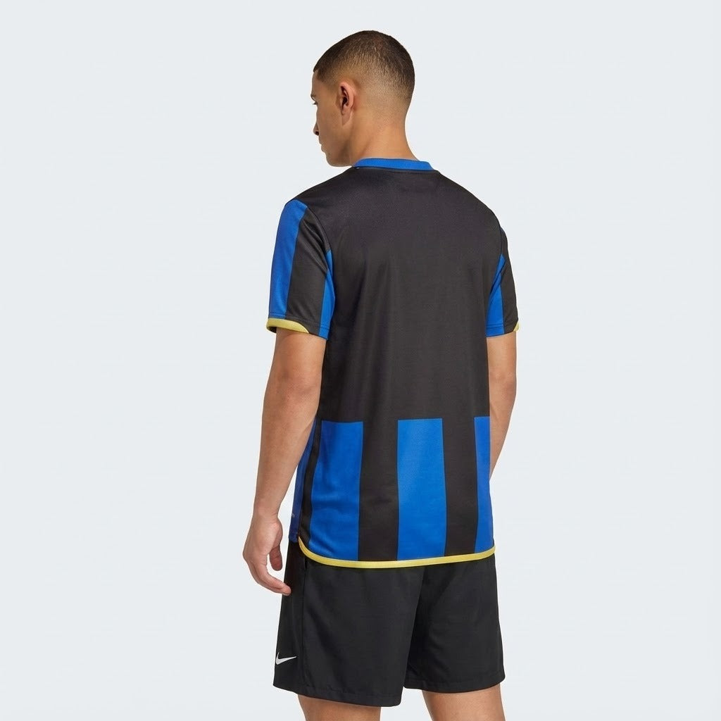 Camisa Retrô Inter de Milão 2008/09 I, vista de frente