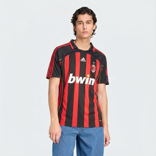 Camisa Retrô Milan 2006/07 I na TSN Sports