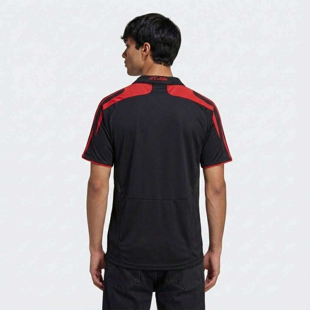 Camisa Retrô Milan 2007/08 III, vista de frente