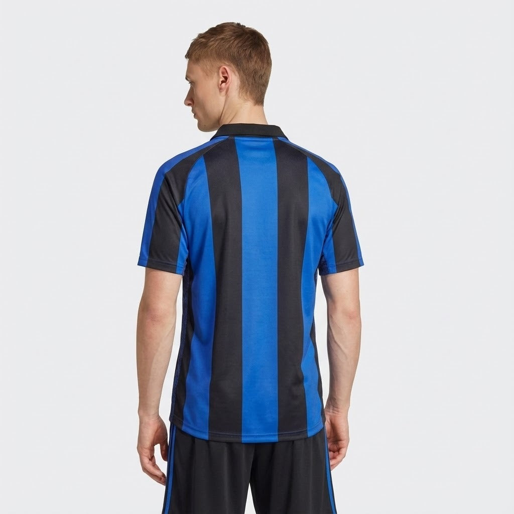 Camisa Retrô Inter de Milão 2001/02 I, vista de frente