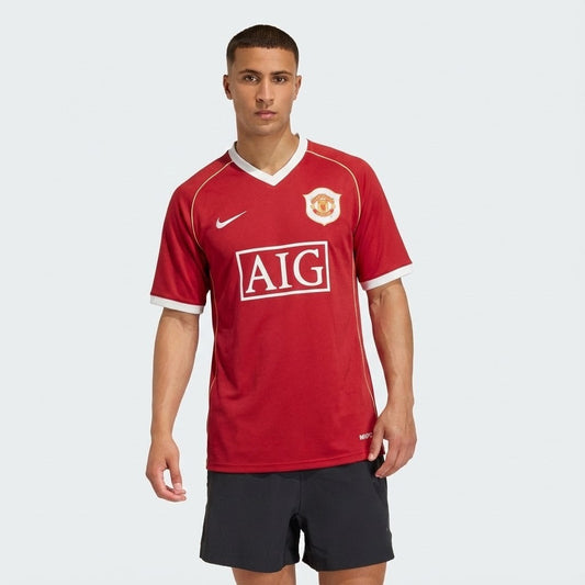 Camisa Retrô Manchester United 2006/07 na TSN Sports
