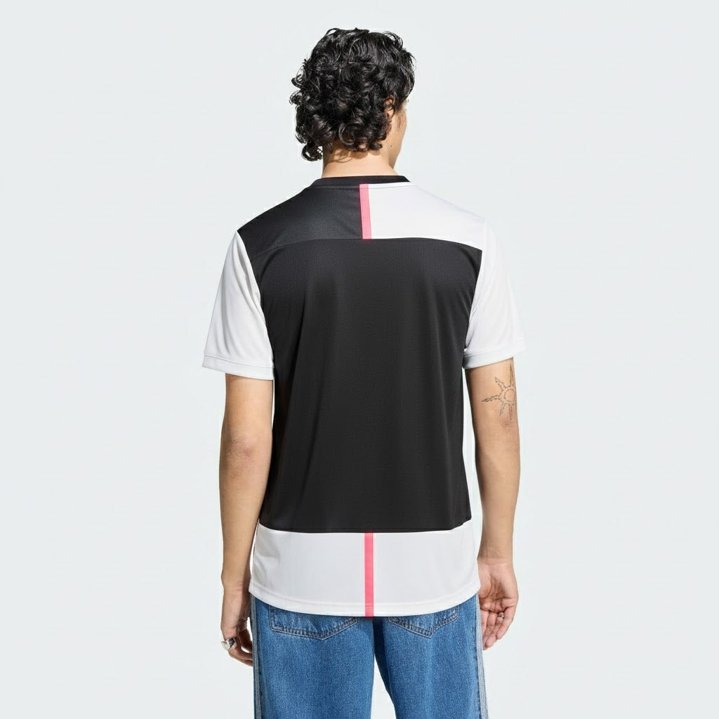 Camisa Retrô Juventus 2019/20 I, vista de frente