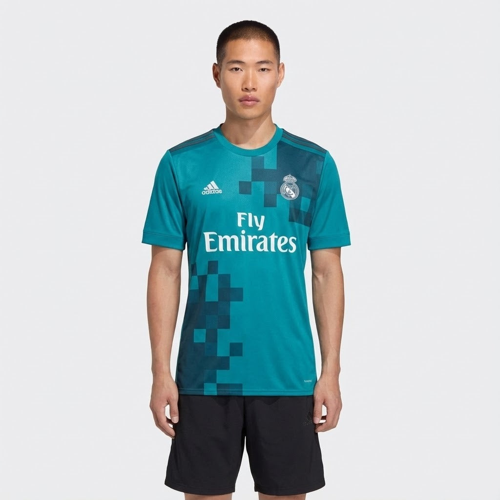 Camisa Retrô Real Madrid 2017/18 II na TSN Sports