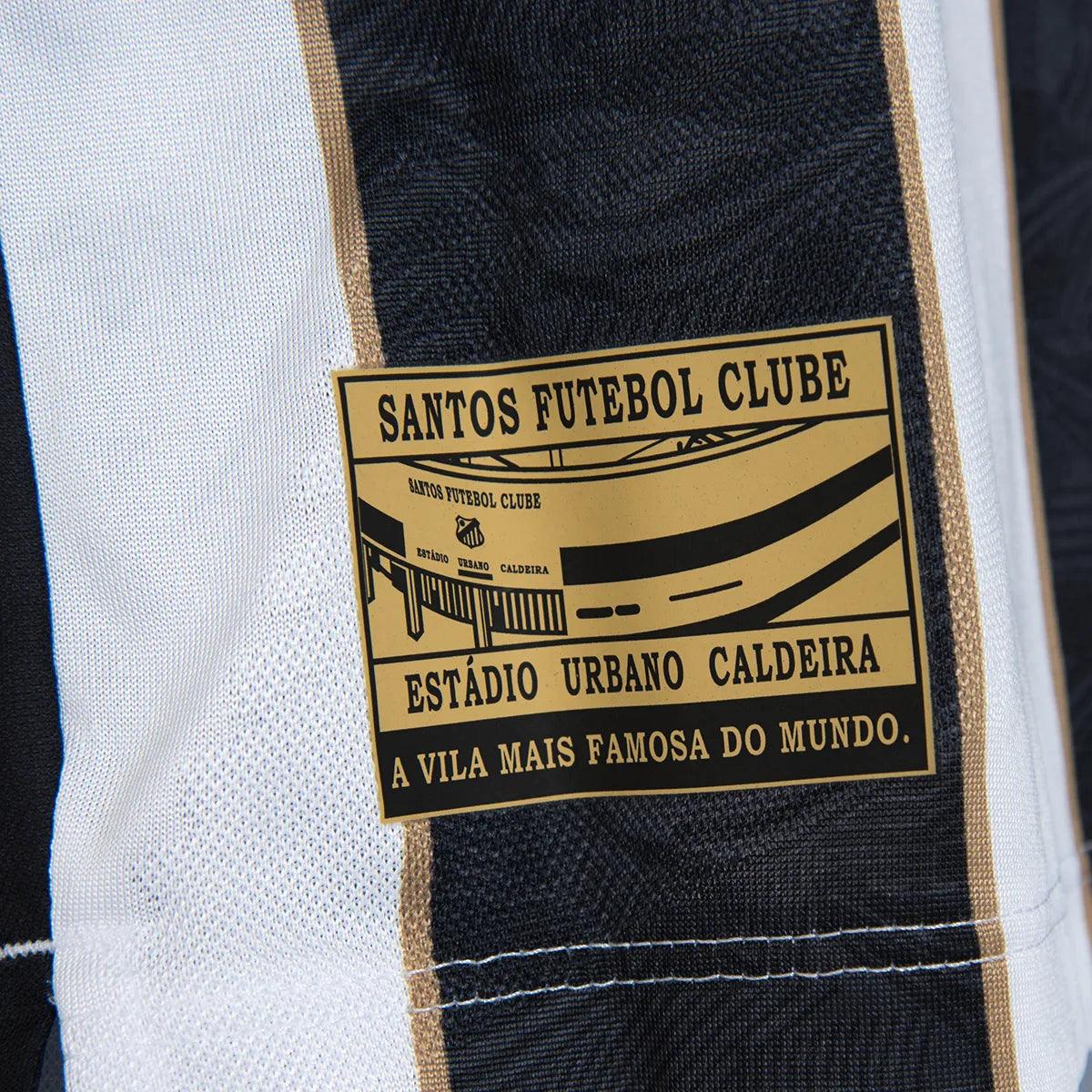 Camisa Feminina Umbro Santos 2024/25 II Torcedor, detalhe do escudo