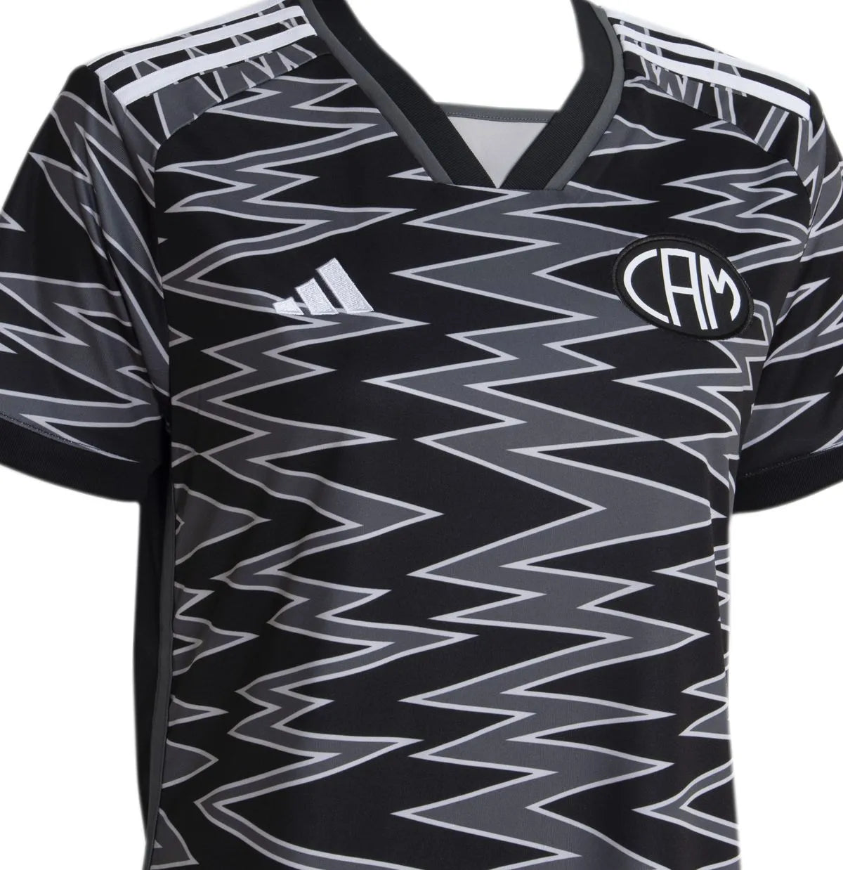 Camisa Feminina Adidas Atlético Mineiro 2024/25 III, detalhe do escudo