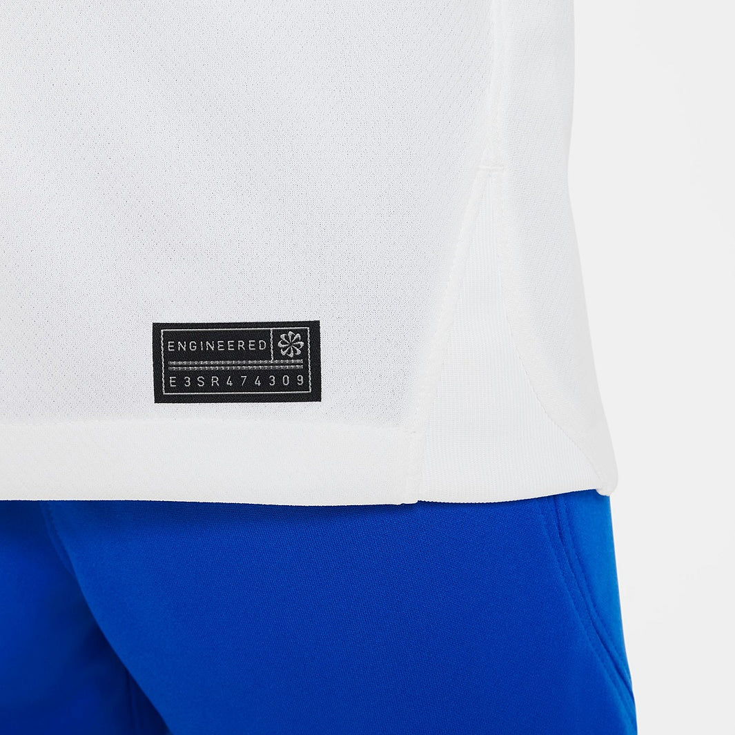 Camisa Infantil Nike FC Barcelona 2023/24 II, detalhe do escudo