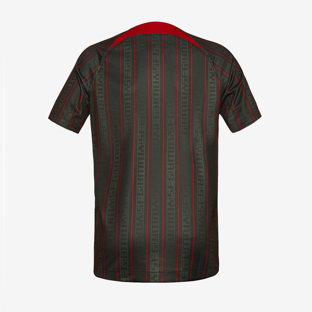 Camisa Kids Nike LeBron James Liverpool FC Torcedor, vista de frente