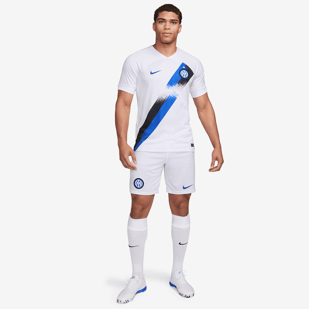 Camisa Nike Inter de Milão 2023/24 II, vista de frente