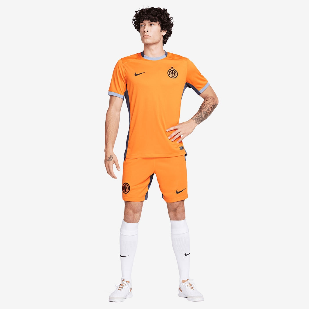 Camisa Nike Inter de Milão 2023/24 III, vista de frente