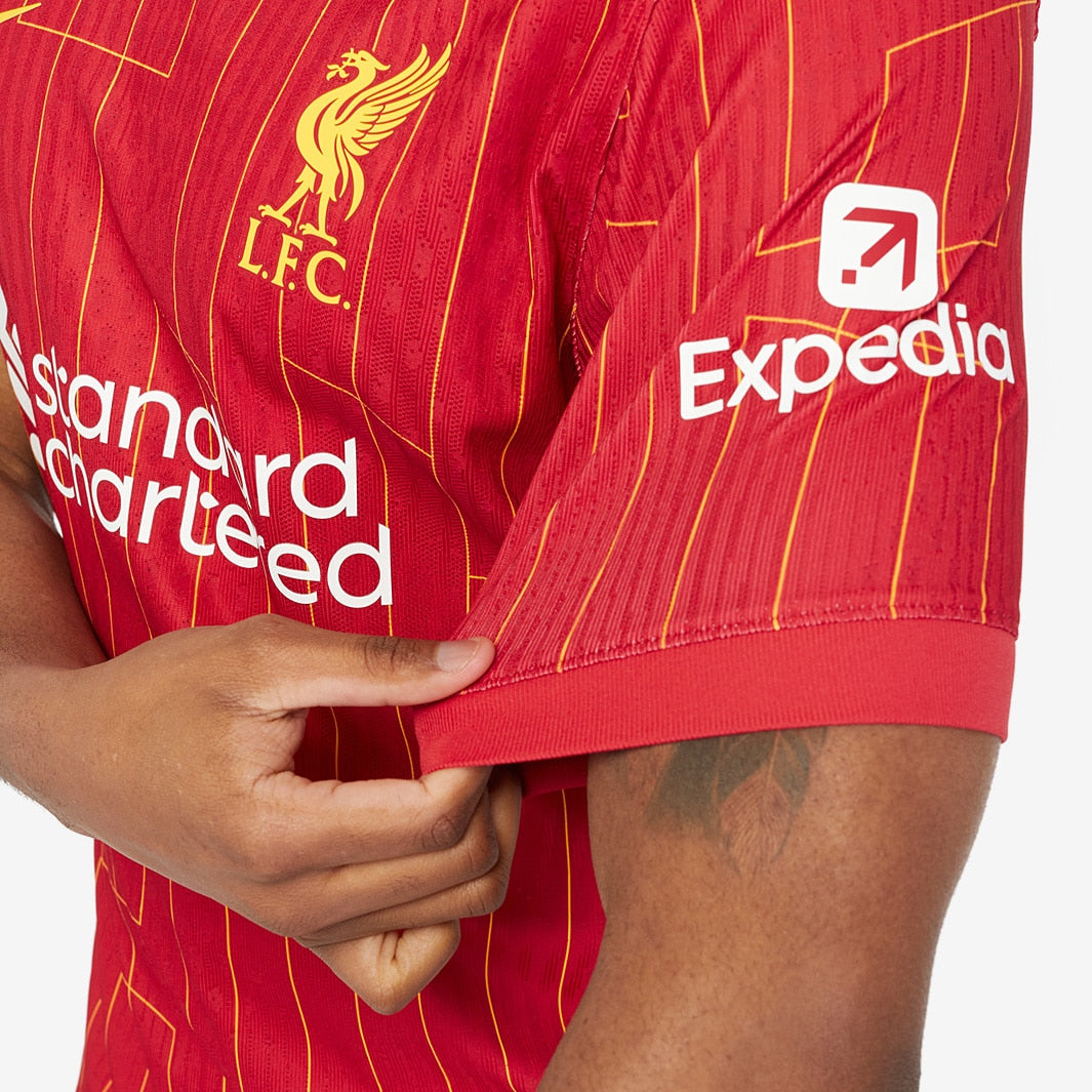 Camisa Nike Liverpool FC 2024/25 I Jogador, detalhe da gola