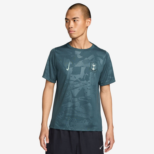 Camisa Nike Tottenham FC 2024/25 Pré-Jogo na TSN Sports