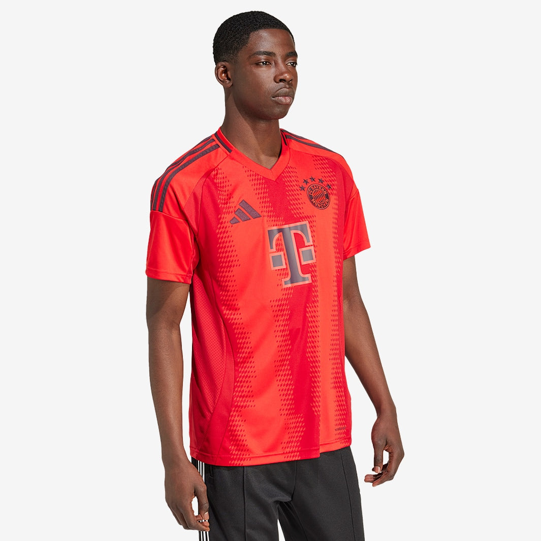 Camisa Adidas Bayern de Munique 2024/25 I Torcedor, vista de costas