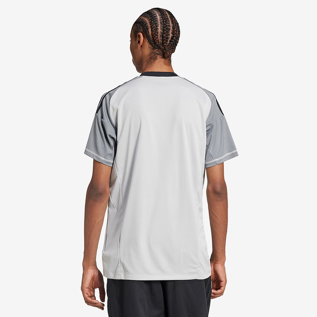 Camisa Adidas Juventus FC 2024/25 Goleiro, detalhe da gola
