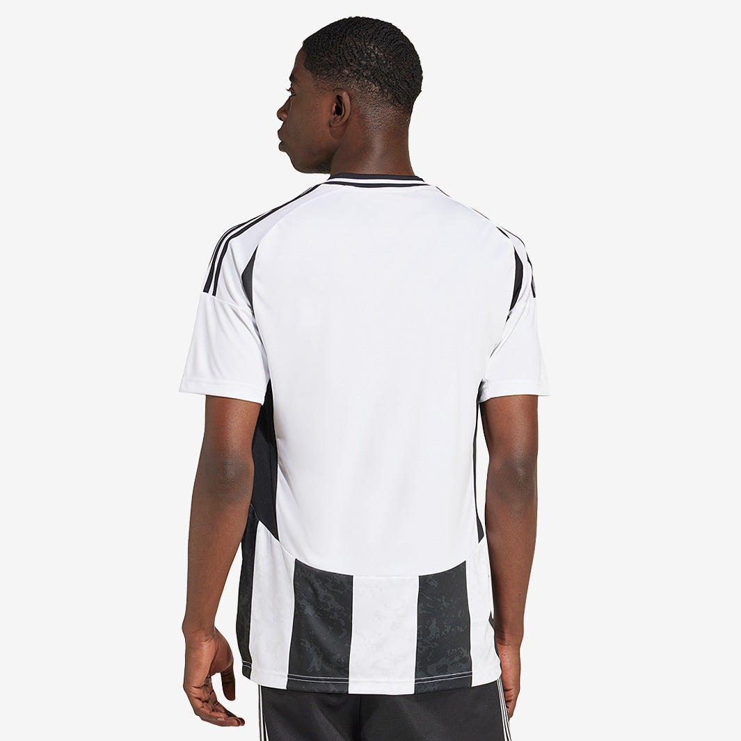 Camisa Adidas Juventus FC 2024/25 I, detalhe da gola