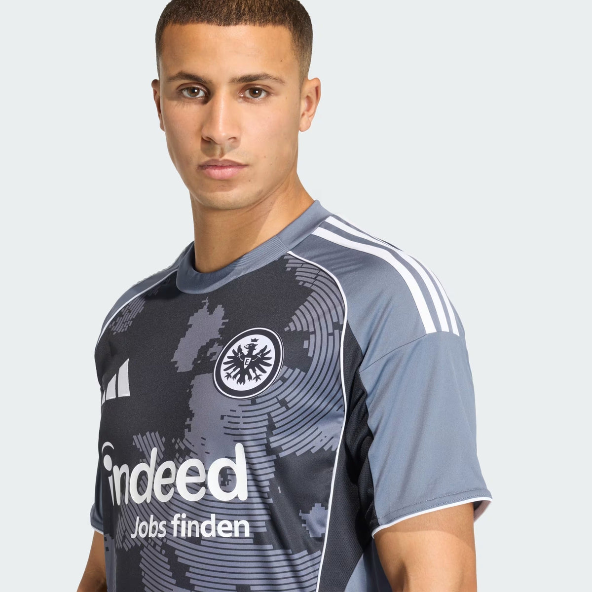Camisa Frankfurt 2025/26 III na TSN Sports