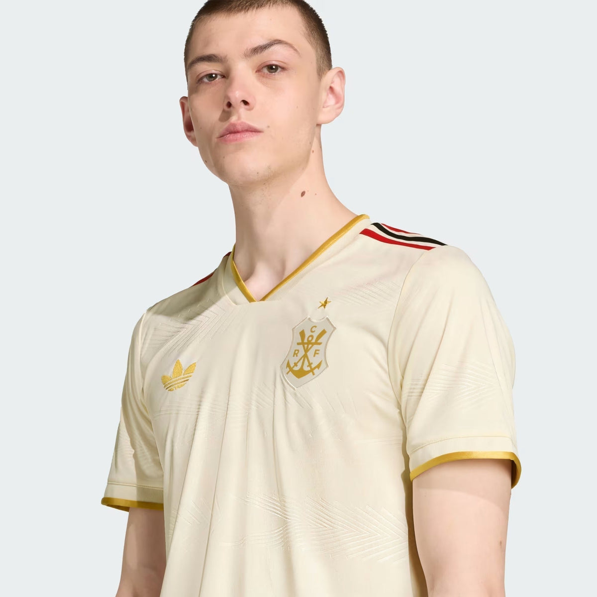 Camisa Adidas Flamengo 2025/26 III AYRTON LUCAS N° 6, detalhe da manga