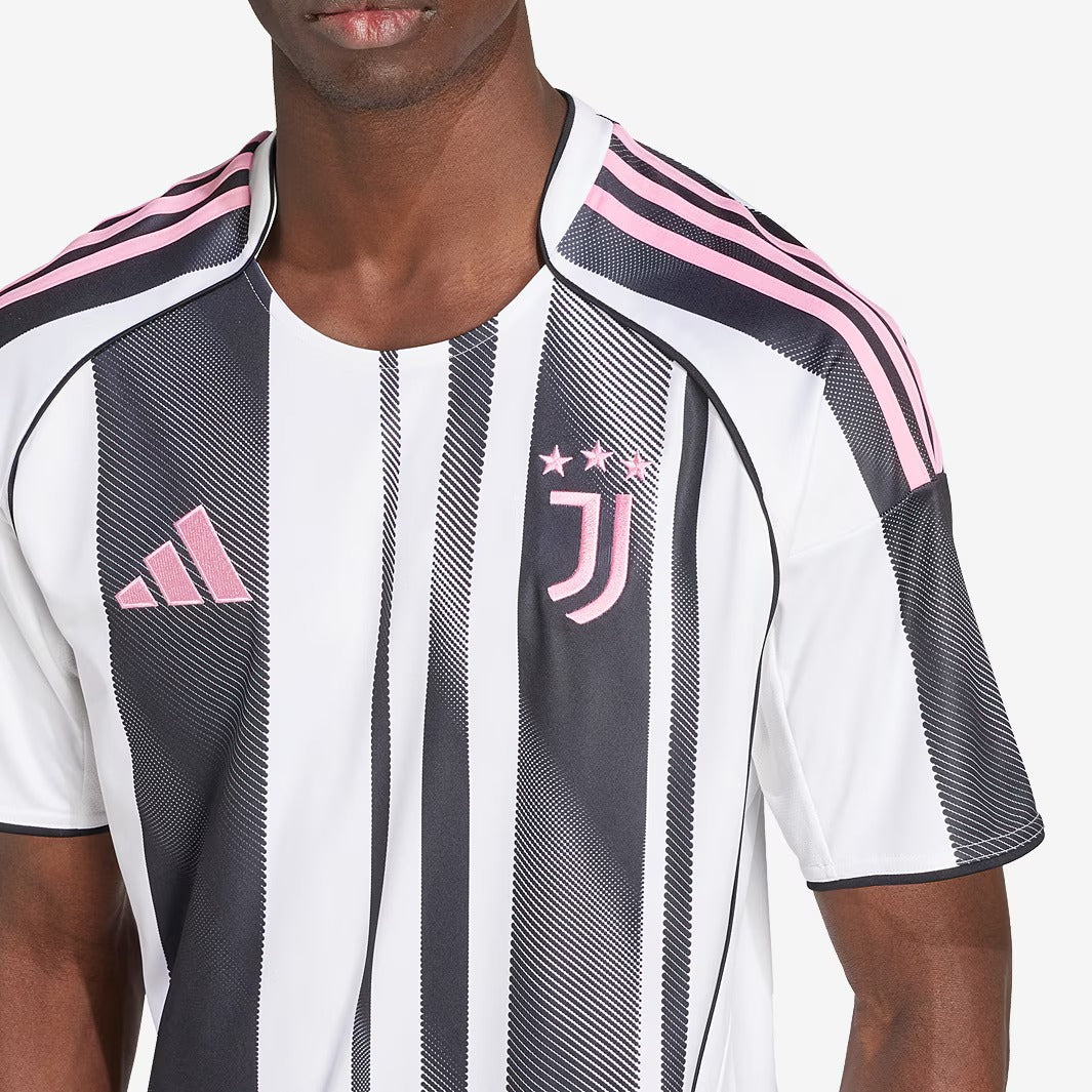 Camisa Juventus 2025/26 I, vista de frente