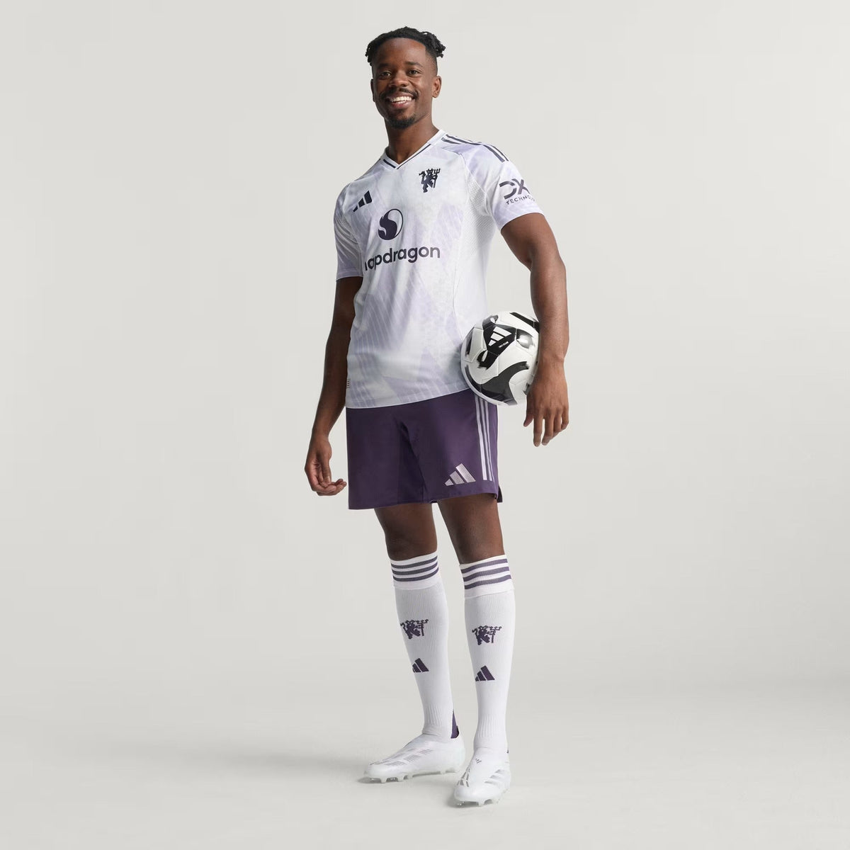 Camisa Adidas Manchester United 2025/26 II, vista de frente